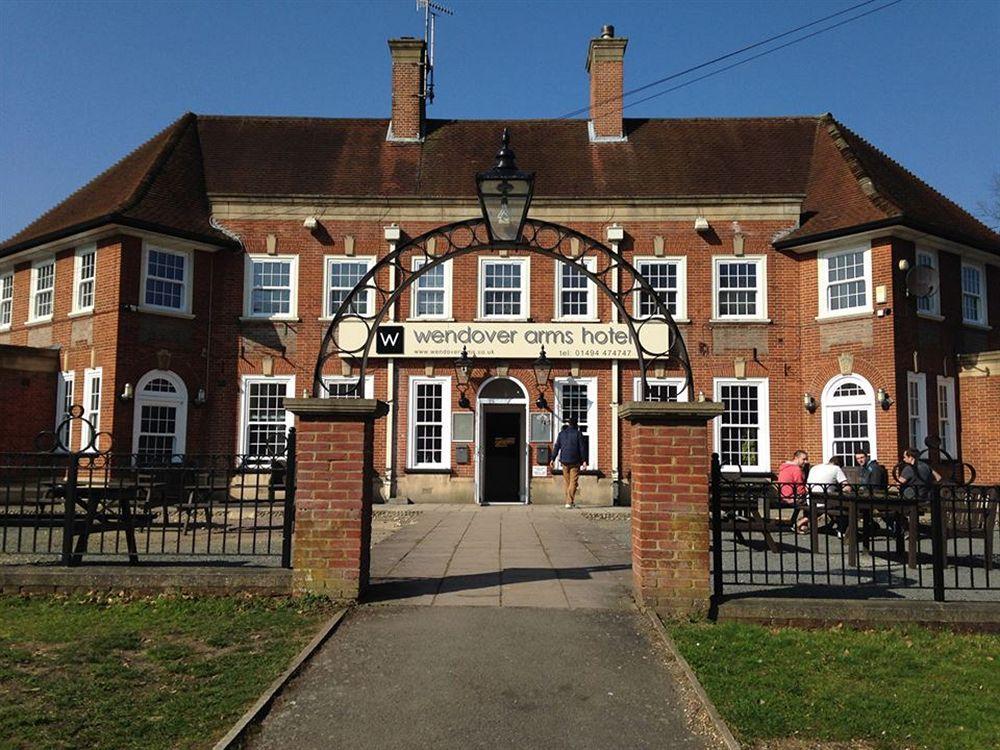 Wendover Arms Hotel High Wycombe Exterior foto