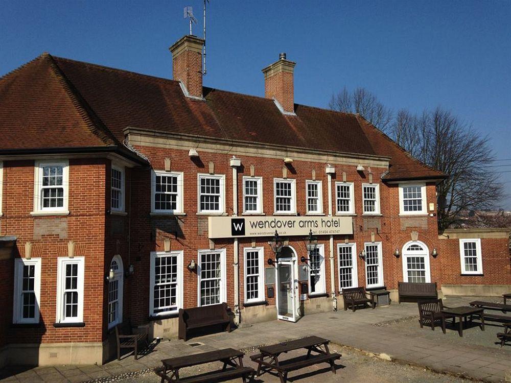 Wendover Arms Hotel High Wycombe Exterior foto